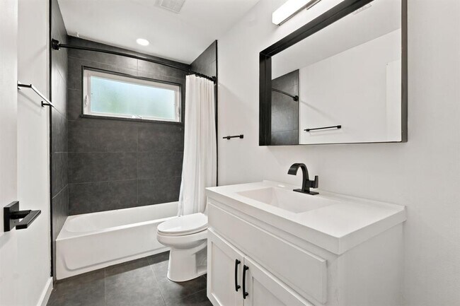 Building Photo - 5307 Prock Ln