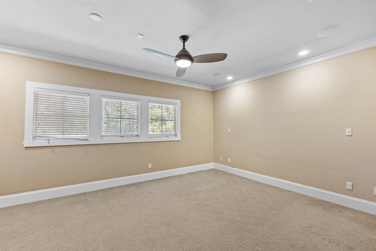 Building Photo - 1836 Ashley Hall Way