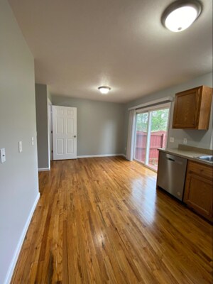 Building Photo - 204 Betsinger Rd