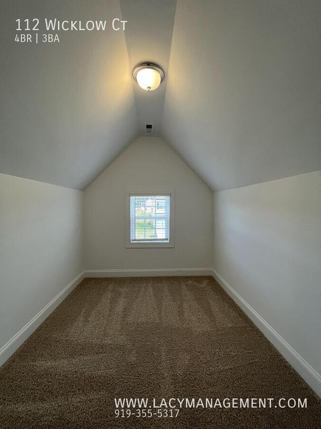 Building Photo - 112 Wicklow Ct