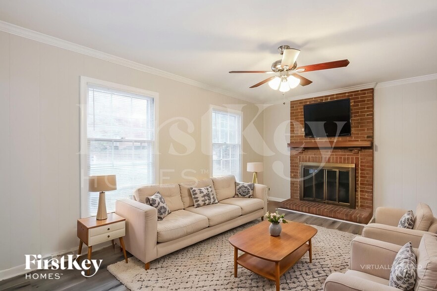 Building Photo - 8300 Nathanael Greene Ln