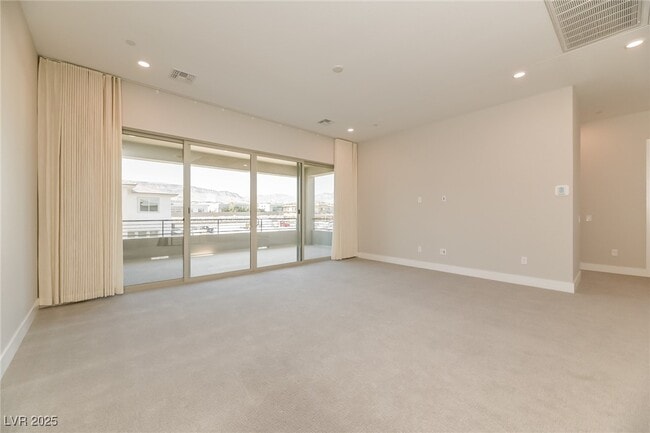 Building Photo - 5073 Slatestone St