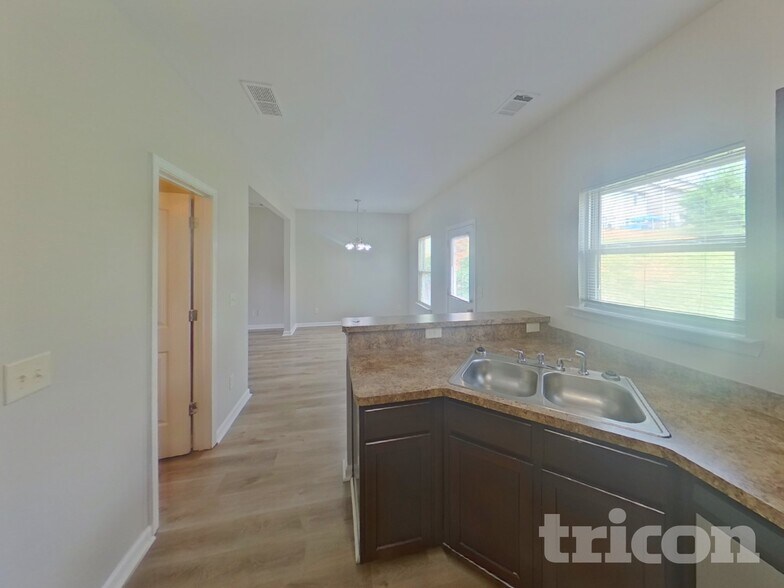 Building Photo - 30 Wyndham Ct