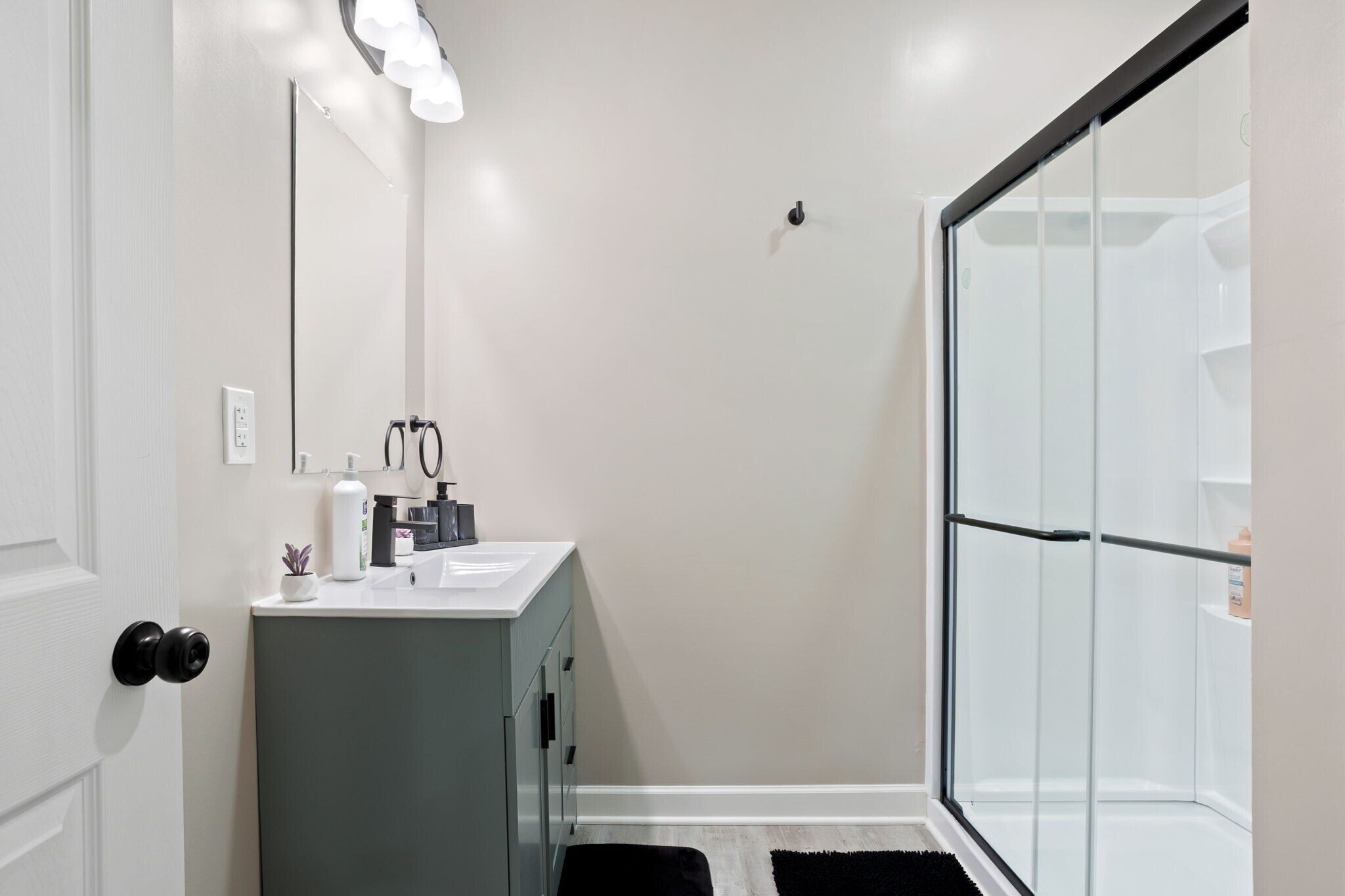 Building Photo - 1523 S East St