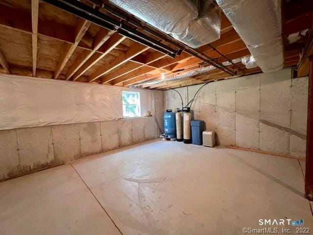 Building Photo - 242 Upper Pattagansett Rd