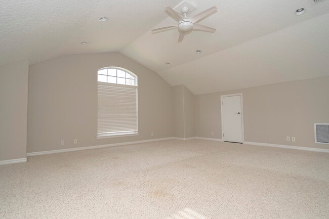 Building Photo - 3668 Windmoor Dr