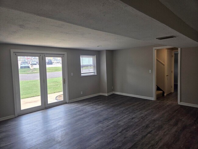 Building Photo - 4BR-2BA Single Family Rental Home - Washington MO 63090