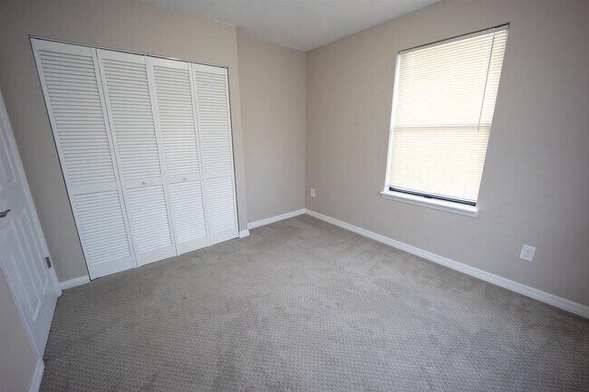 Building Photo - 6498 Brevard St