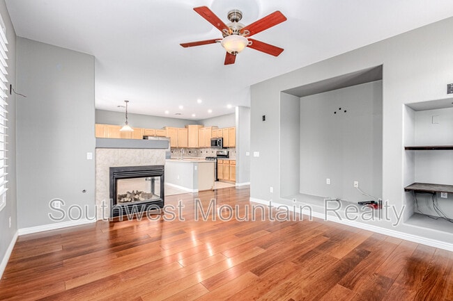 Building Photo - 1149 N Cholla St