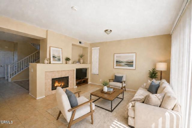 Building Photo - 4576 La Tuna Ct