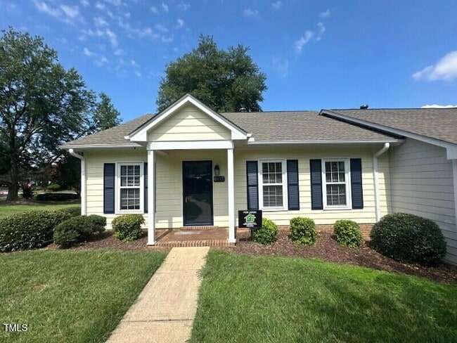Primary Photo - 6817 Fairpoint Ct