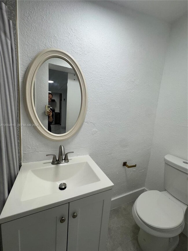 Building Photo - 2796 SW 34th Ct