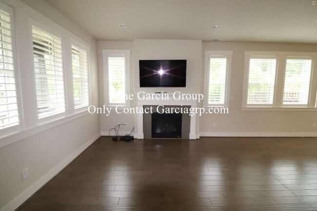 Building Photo - 13712 SW 172nd Ave