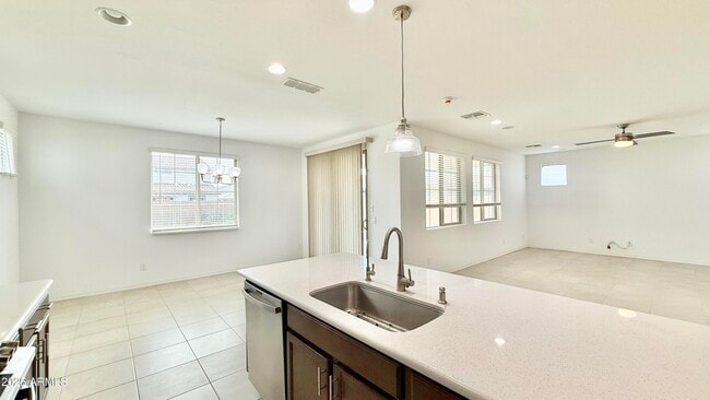 Building Photo - 10935 E Tesla Ave