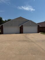 Building Photo - 215 Monticello Rd
