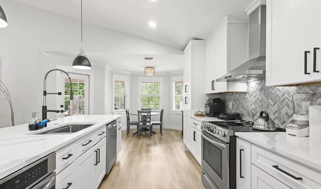 Building Photo - 22470 Beaver Creek Ln