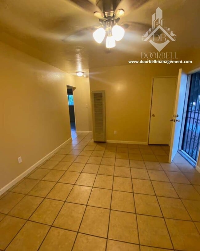 Building Photo - 24204 Clover Ave