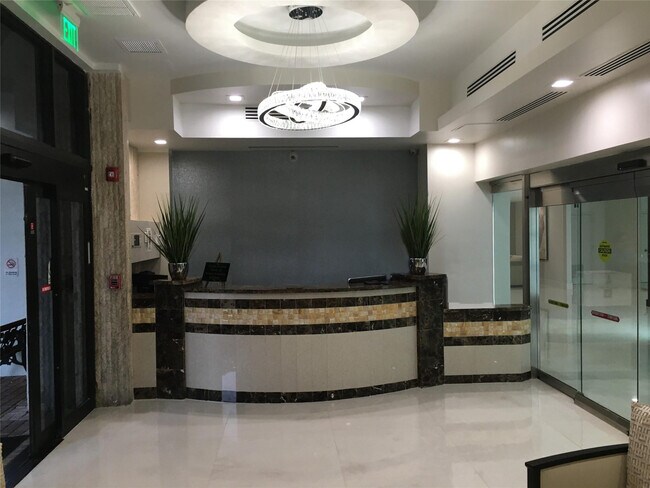 Building Photo - 3500 Galt Ocean Dr