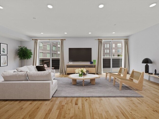 Building Photo - 50 Hichborn St