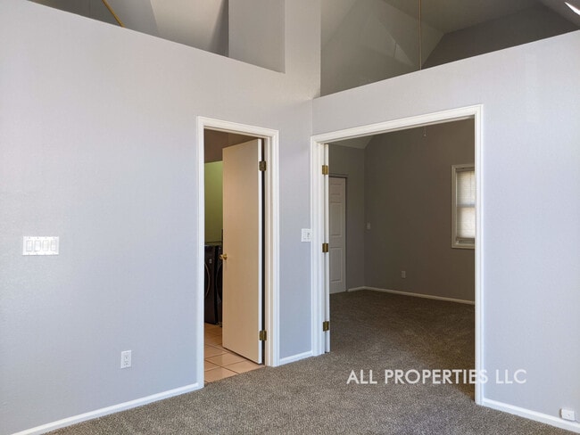 Building Photo - 123 E Bayaud Ave