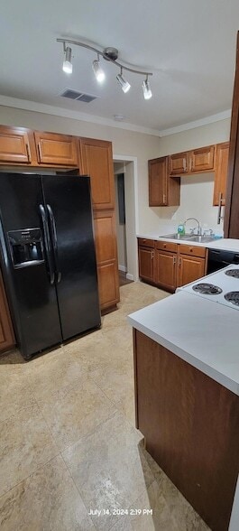 Building Photo - 816 Indian Ave