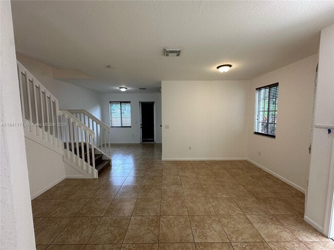 Building Photo - 20901 NW 14th Pl