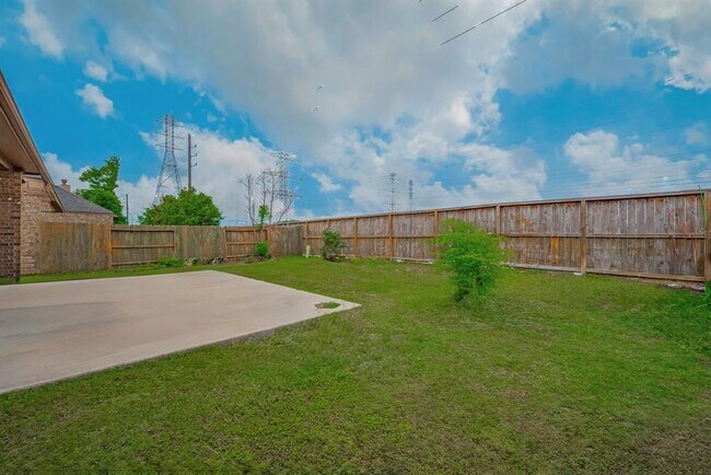 Building Photo - 4942 Thunder Creek Ln