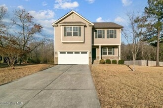 Building Photo - 204 Sandy Springs Rd