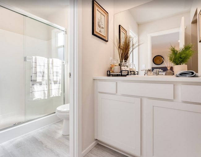 Building Photo - Day Break Dream Home