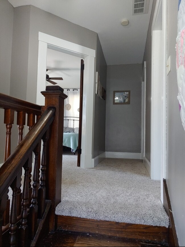 Building Photo - 207 E Burgess St