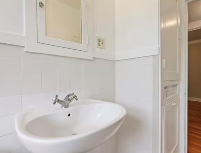 Building Photo - 4018 Garrott St