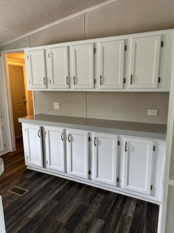 Building Photo - 3900 Johnson Rd