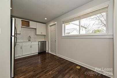 Building Photo - 215 S Gardner Ave