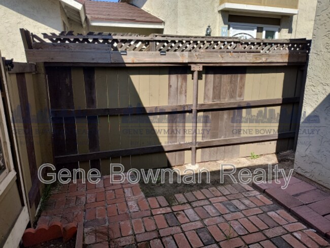 Building Photo - 6804 Panamint Row