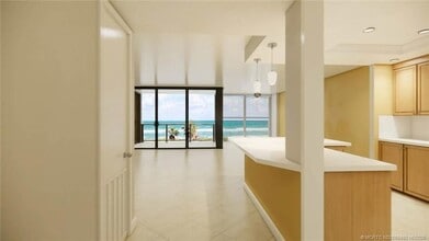 Building Photo - 10410 S Ocean Dr