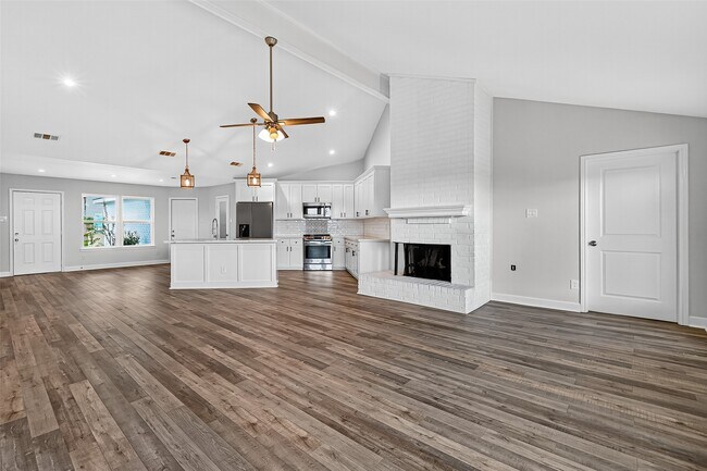 Building Photo - 1114 Briarmead Dr