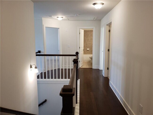 Building Photo - 1250 Bar Harbor Pl