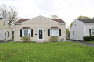 Building Photo - 175 English Rd