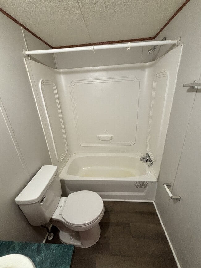 Building Photo - 128 Cassidy Ln