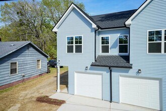Building Photo - Brand NEW Three Bedroom Home!