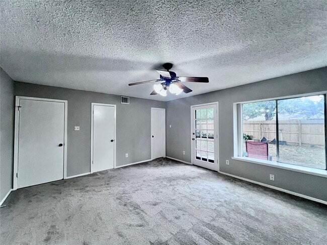 Building Photo - 1927 Brushy Creek Dr