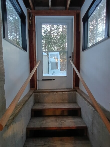 Building Photo - 27 Claulise Ln