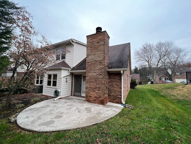 Building Photo - 720 Landing Ln
