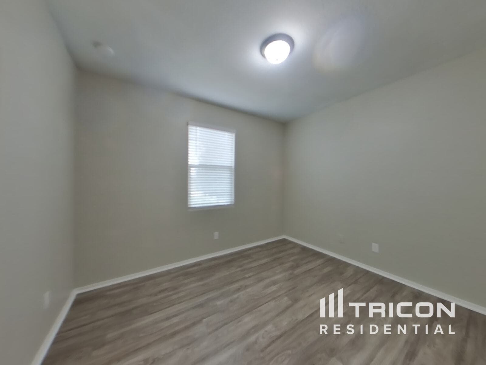 Building Photo - 10358 E Lupine Ln