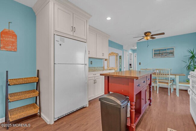 Building Photo - 826 Forepeak Dr