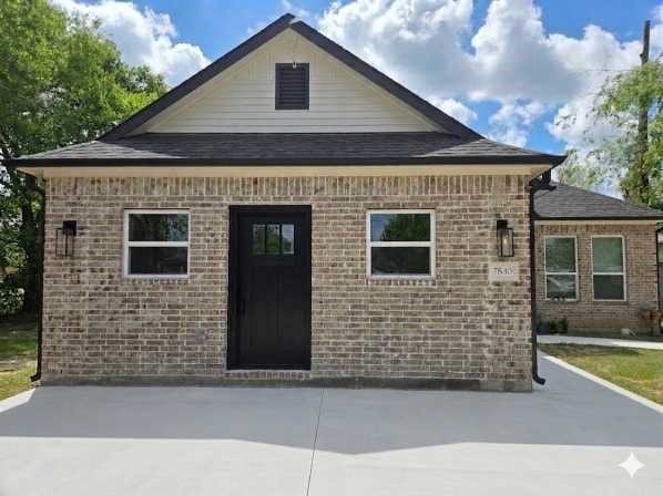 Building Photo - 7830 Woodlyn Rd