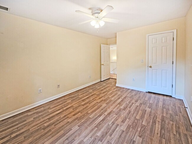 Building Photo - COMING: Spacious East Cobb Cape Cod with Main-Level Primary Suite & 3-Car Garage