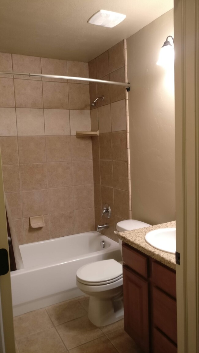 Building Photo - 7041 S 1520 W