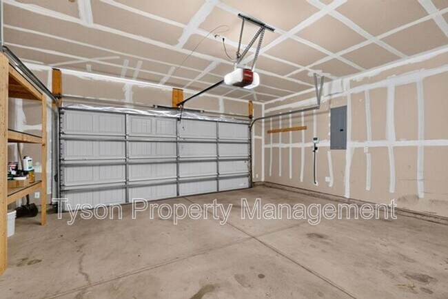 Building Photo - 8727 Placitas Roca Rd
