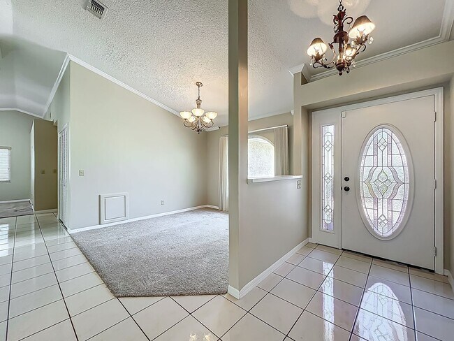 Building Photo - Elegant 4-Bed Winter Park Home with Oversized Hot Tub & Scenic Setting